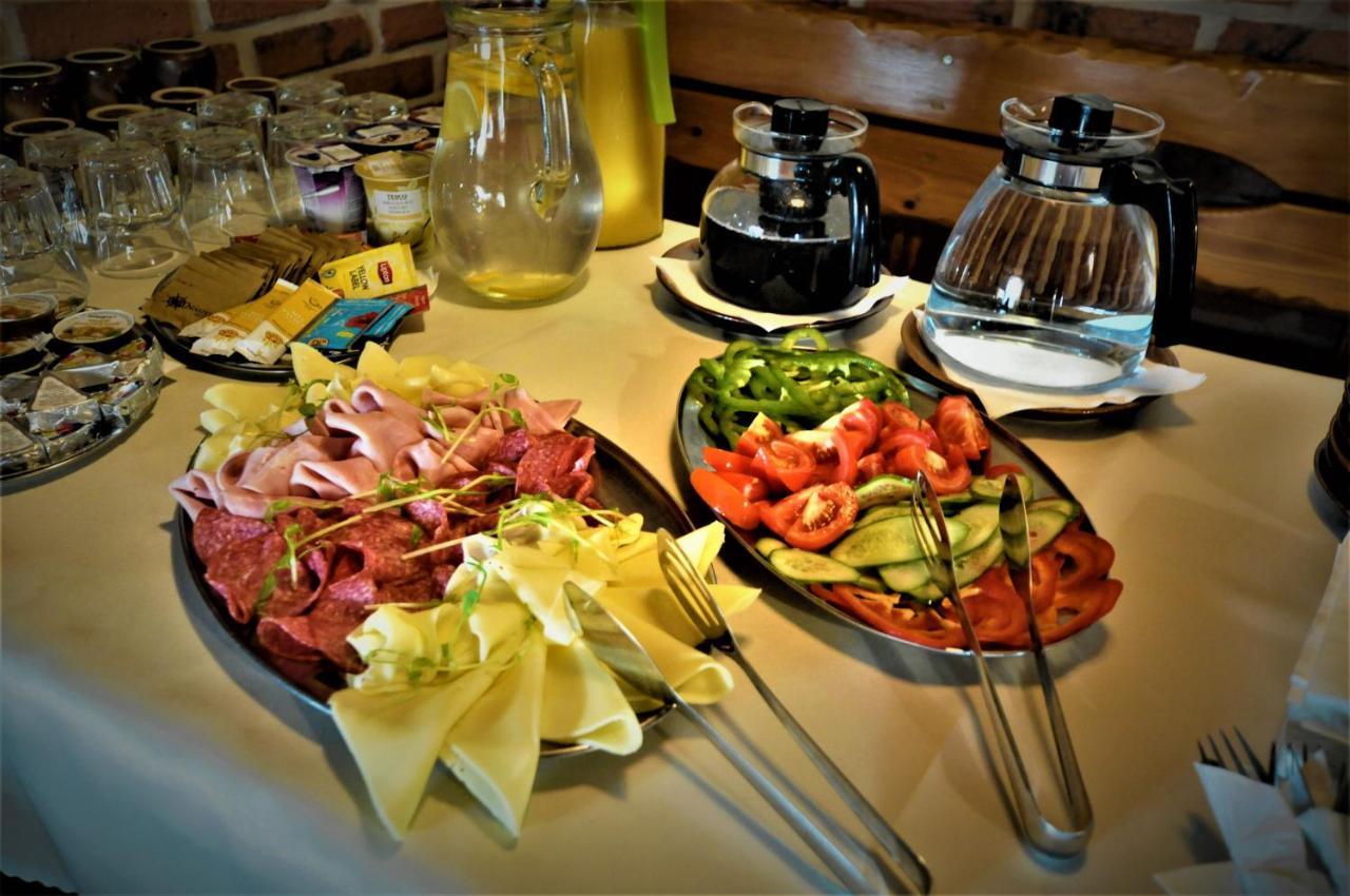 Restauracia Penzion Na Mlyne Stará Turá Εξωτερικό φωτογραφία